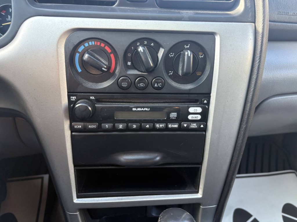 2003 Subaru Baja Image 10