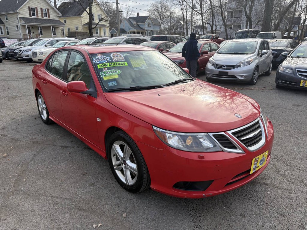 2011 Saab 9-3 Image 3