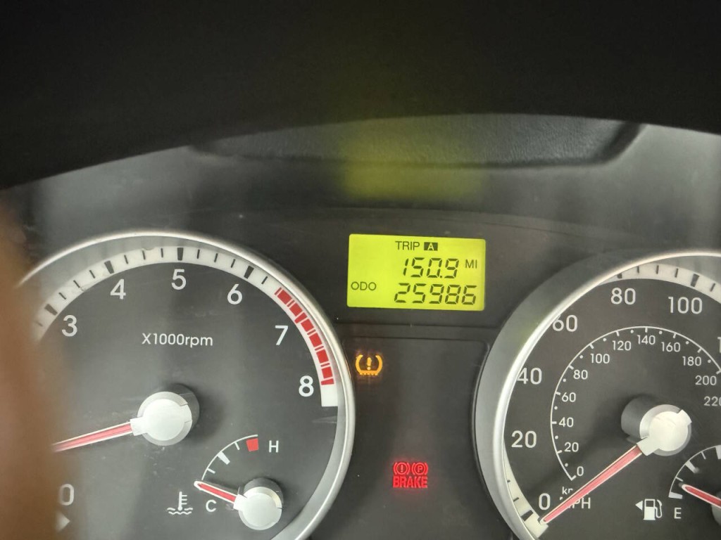 2008 Hyundai Accent Image 11