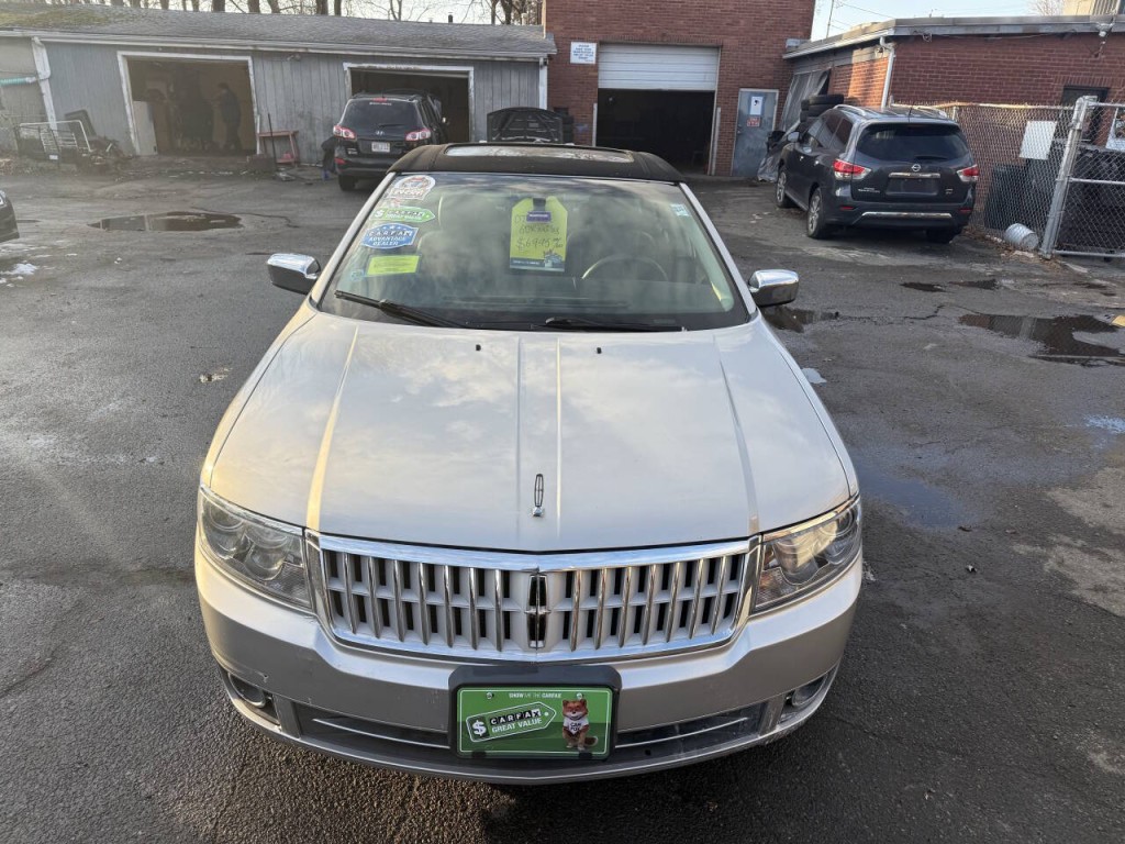 2007 Lincoln MKZ Image 2