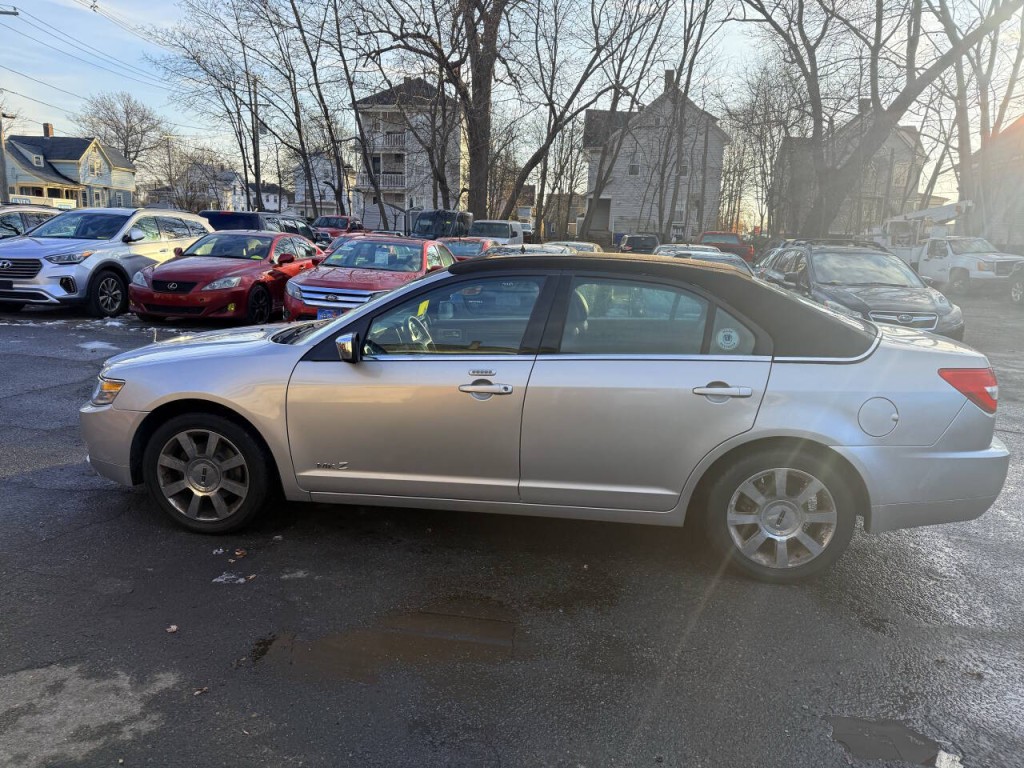 2007 Lincoln MKZ Image 4