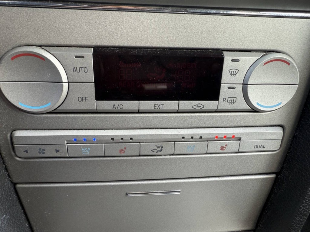 2007 Lincoln MKZ Image 12