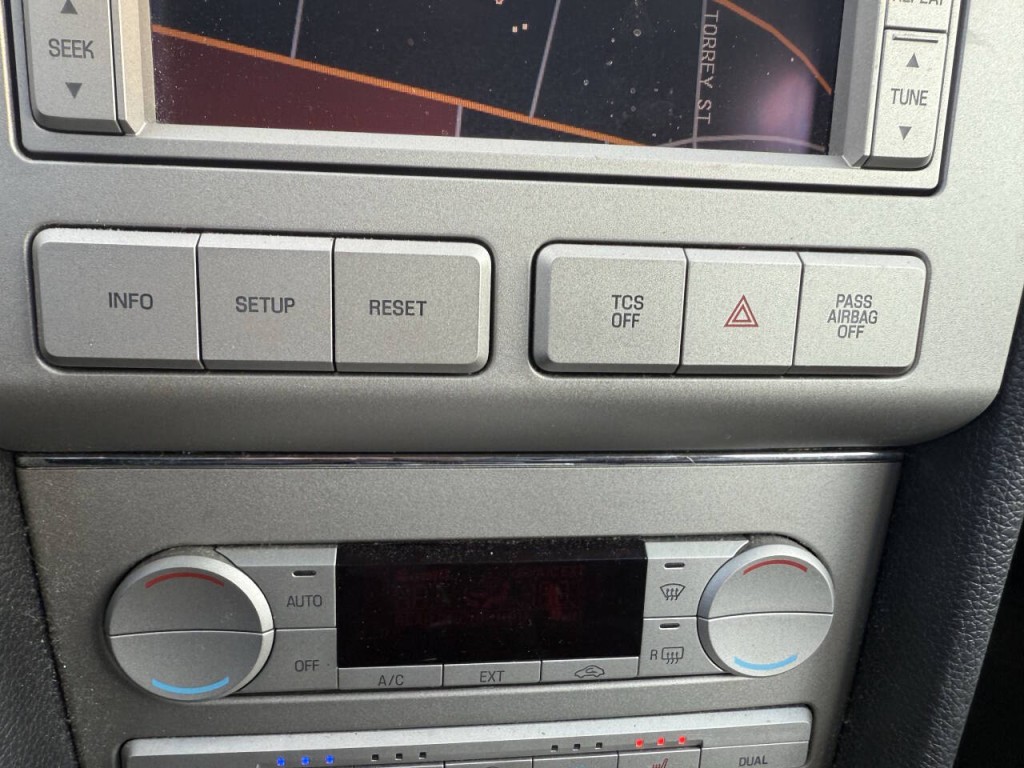 2007 Lincoln MKZ Image 13