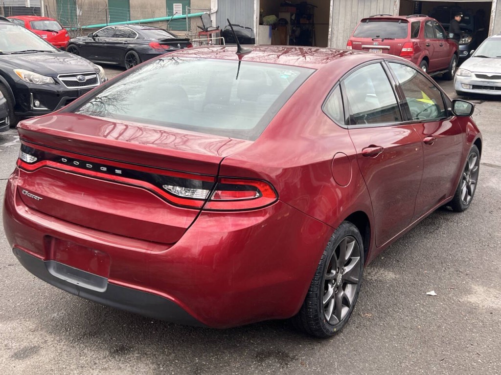 2015 Dodge Dart Image 9