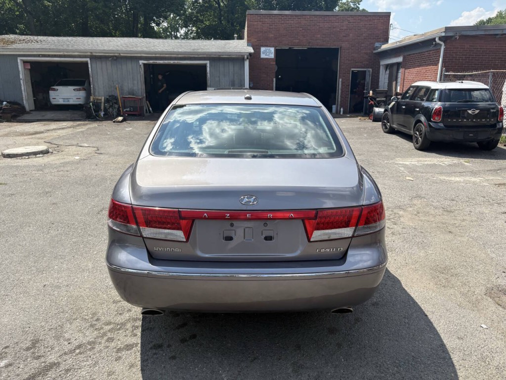 2007 Hyundai Azera Image 16