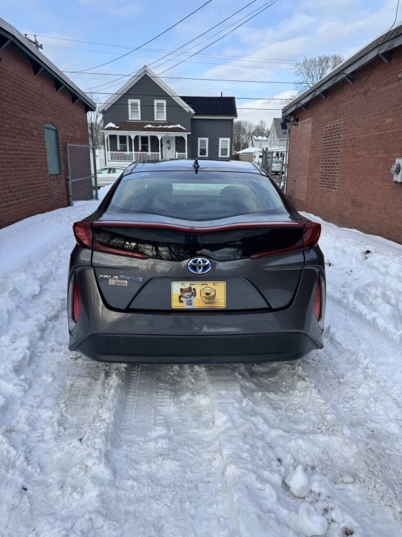 2017 Toyota Prius Image 4