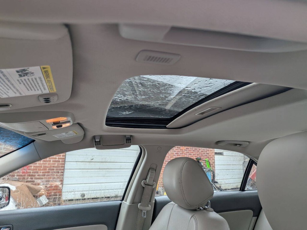 2012 Ford Fusion Image 12