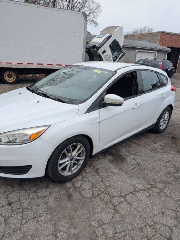 2015 Ford Focus Image 8