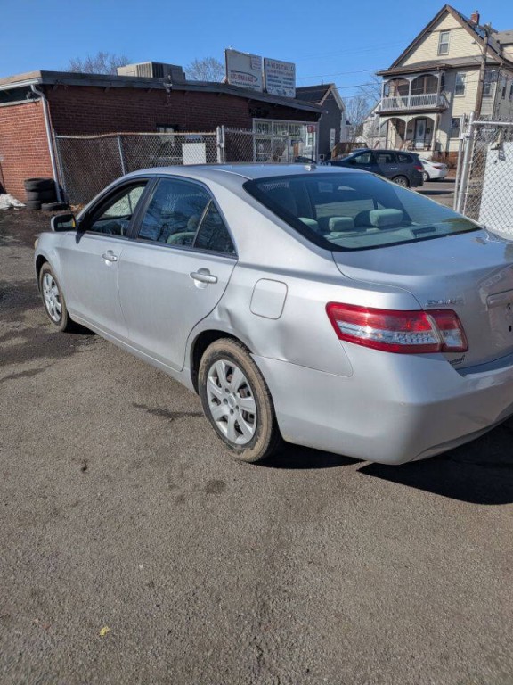 2010 Toyota Camry Image 6