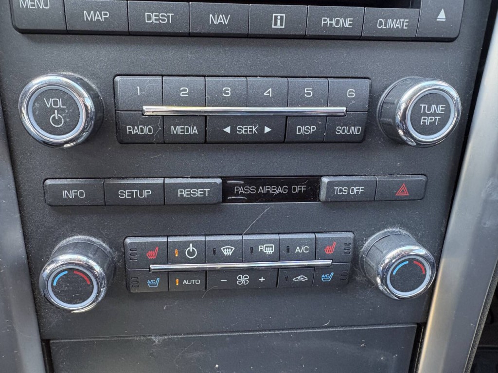 2012 Lincoln MKZ Image 8