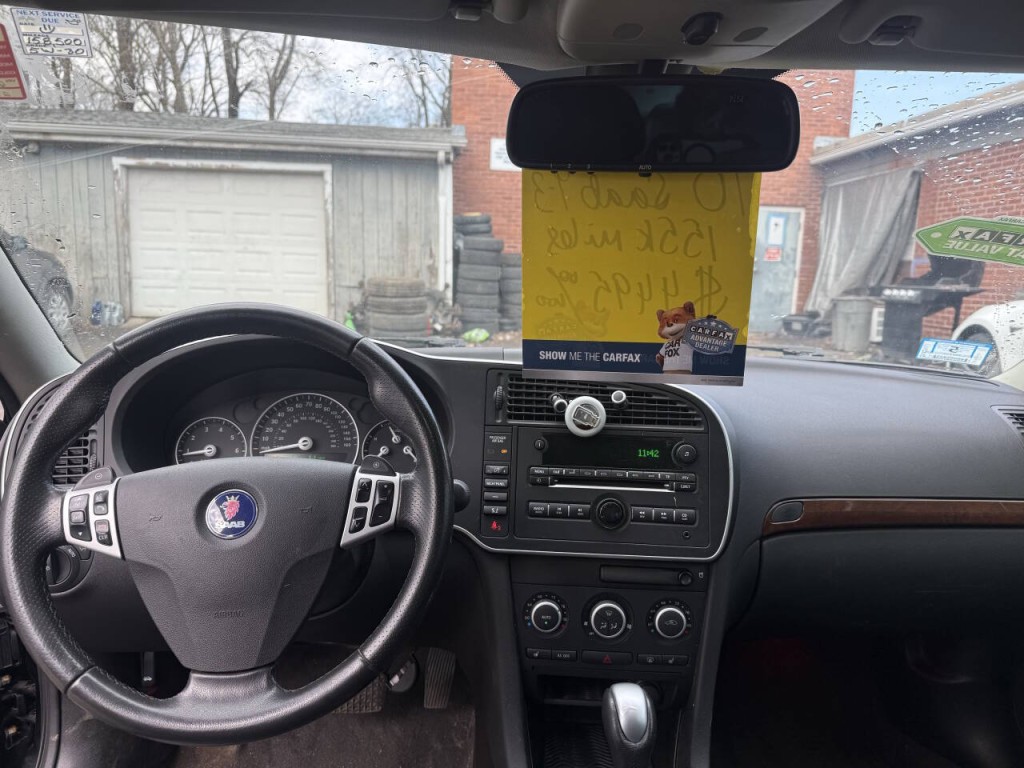 2010 Saab 9-3 Image 19