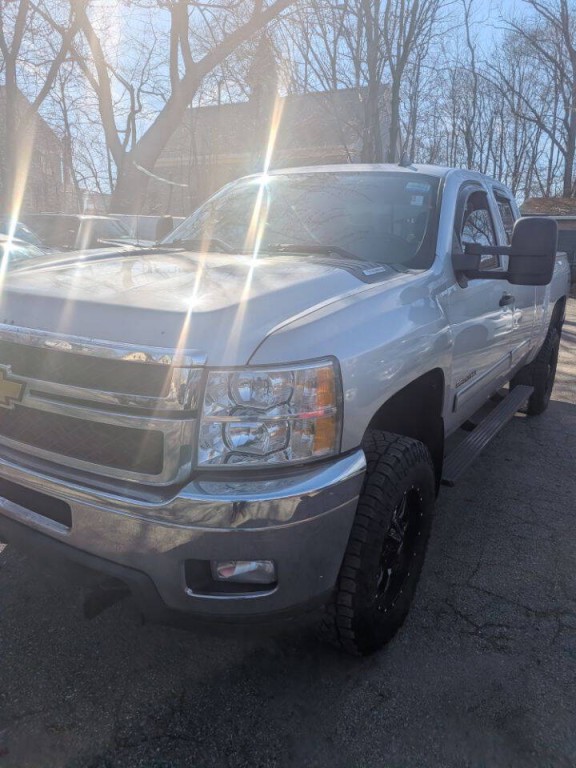 2012 Chevrolet Silverado 1500 Image 3