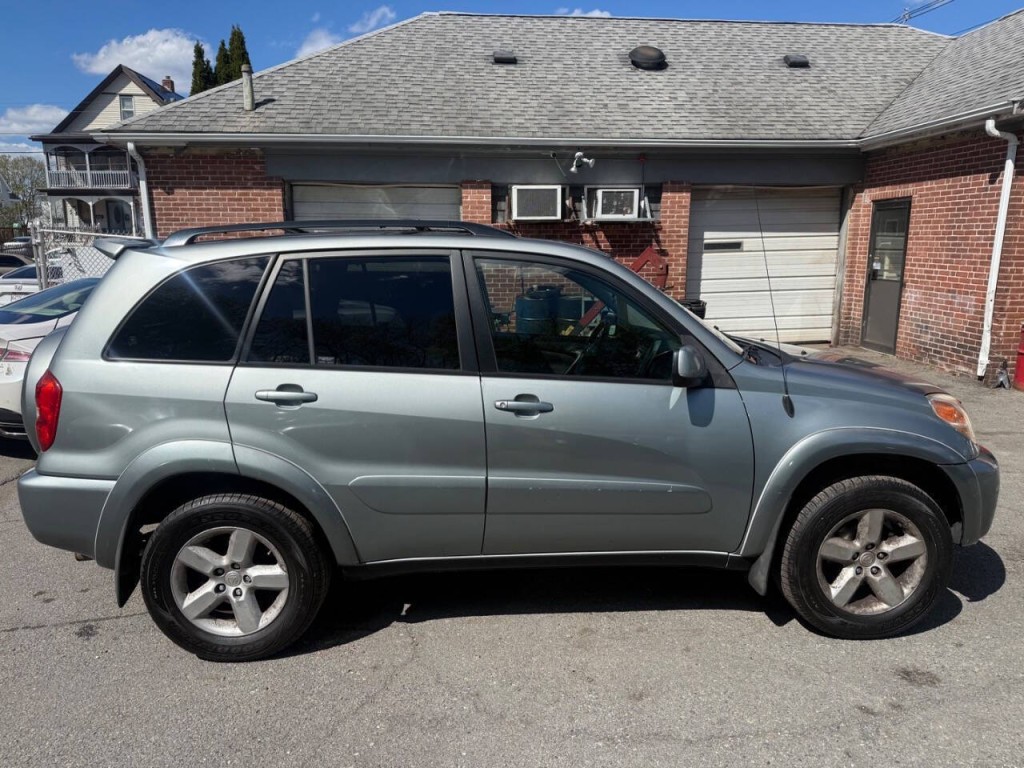 2004 Toyota Rav4 Image 4