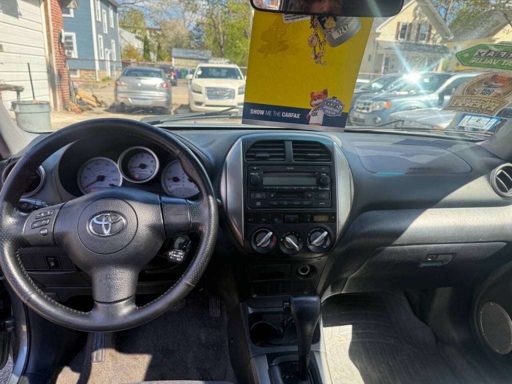 2004 Toyota Rav4 Image 15