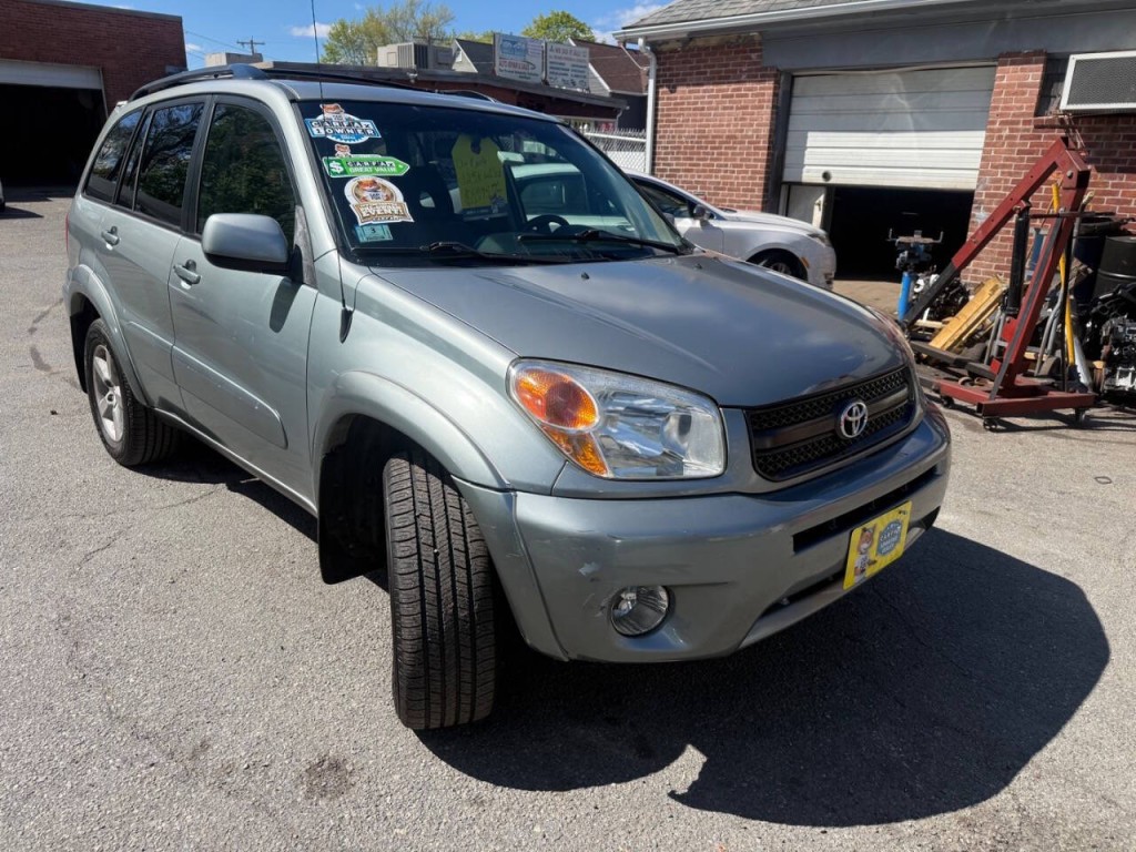 2004 Toyota Rav4 Image 17