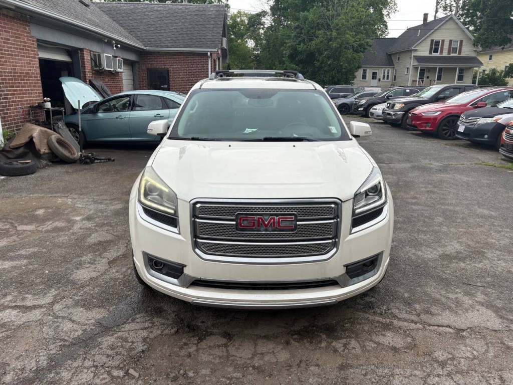 2013 GMC Acadia Image 3