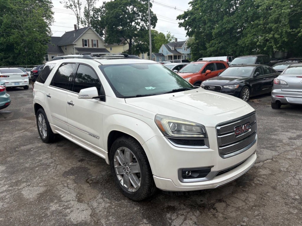 2013 GMC Acadia Image 4
