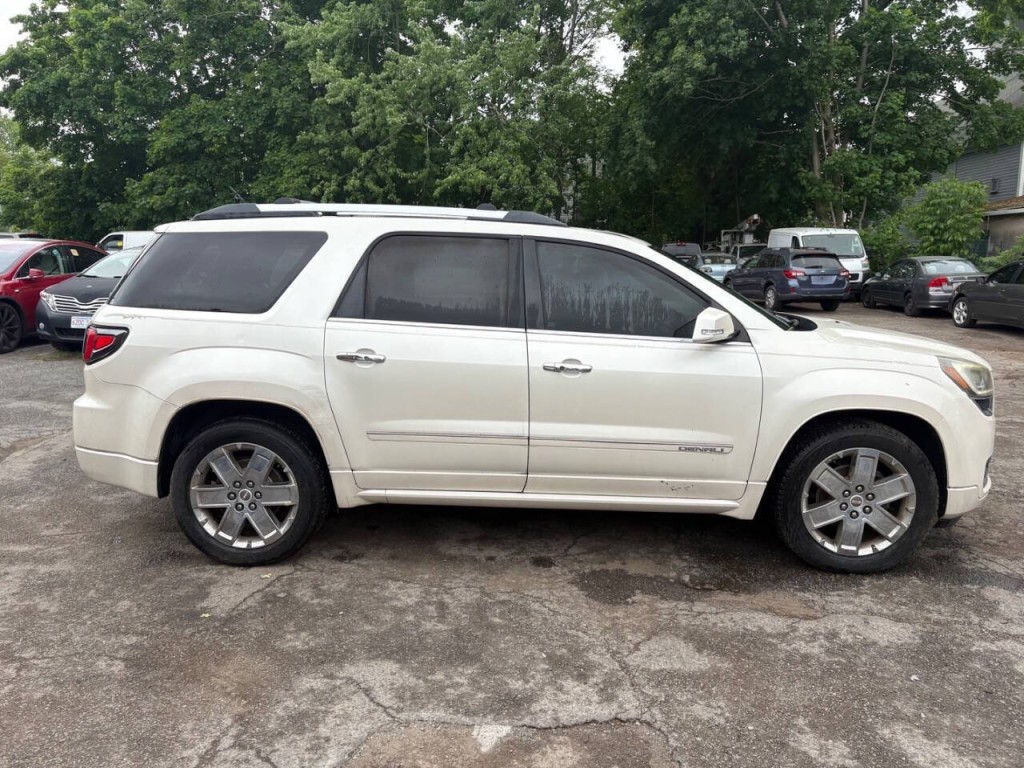 2013 GMC Acadia Image 5