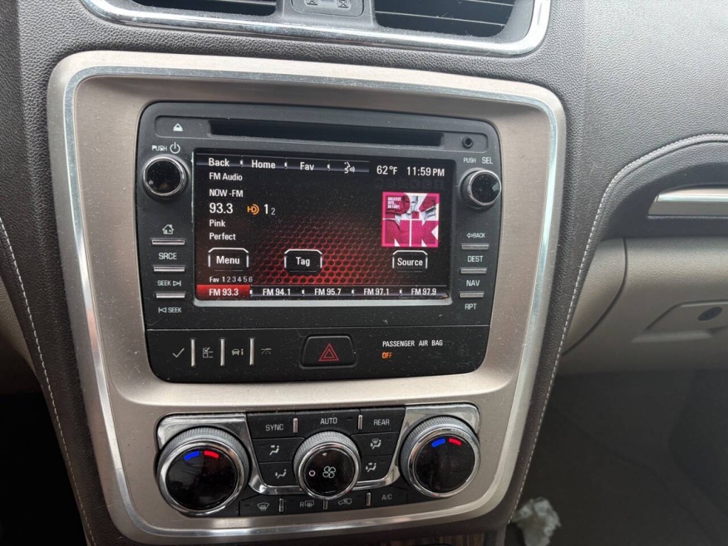 2013 GMC Acadia Image 11