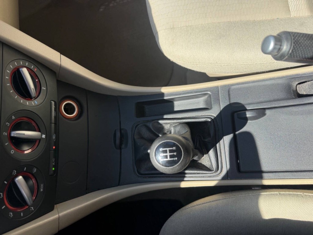 2008 Mazda Mazda3 Image 16
