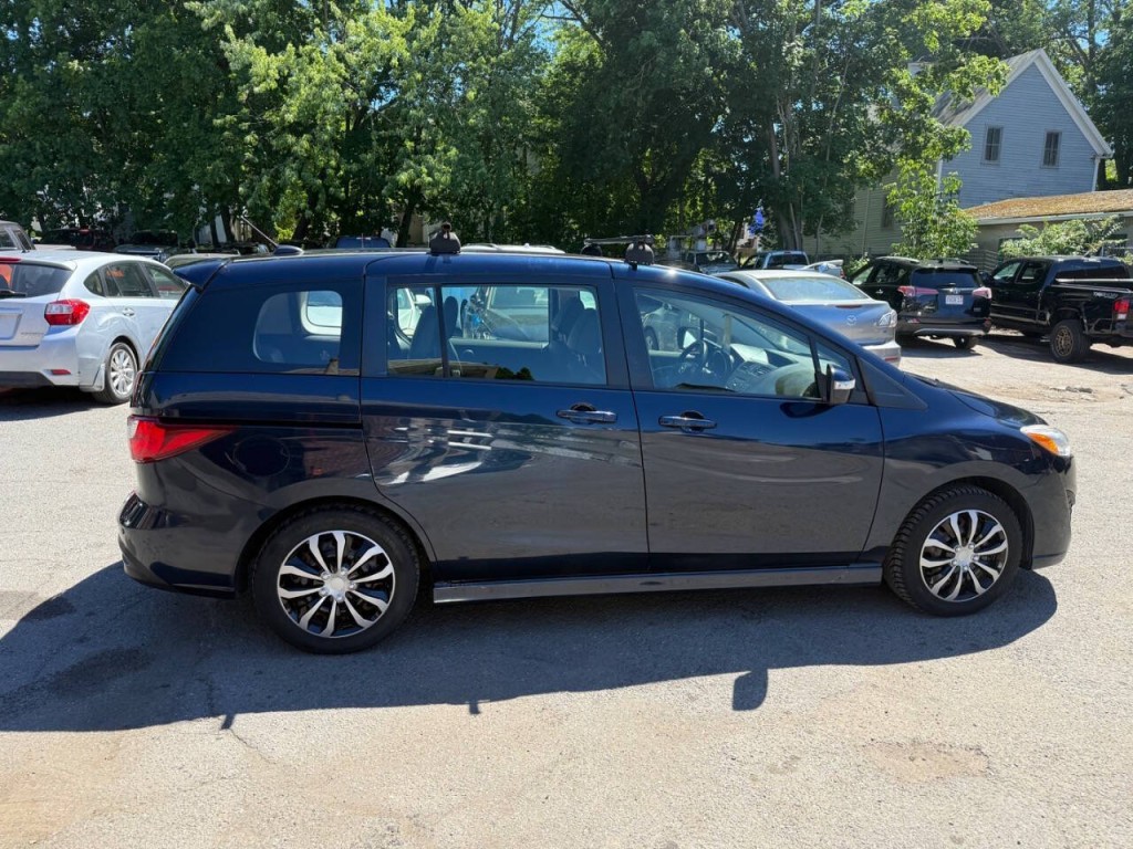 2014 Mazda Mazda5 Image 8