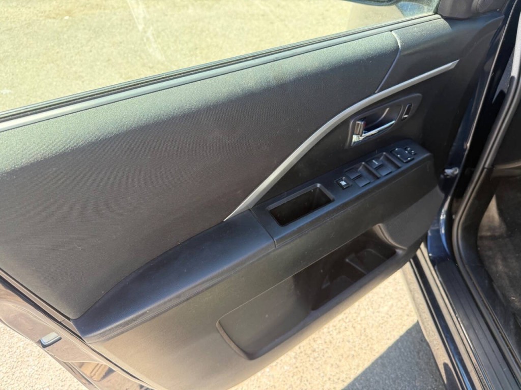 2014 Mazda Mazda5 Image 9