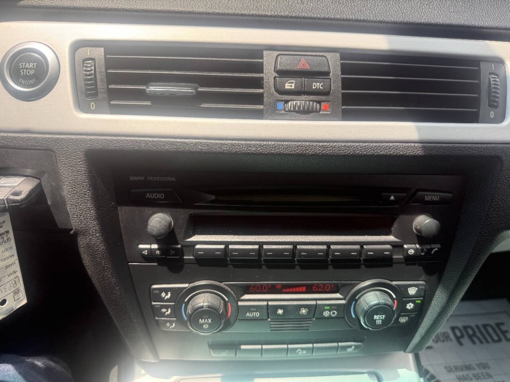 2006 BMW 3 Series Image 12