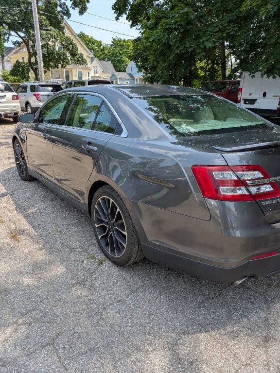 2019 Ford Taurus Image 6