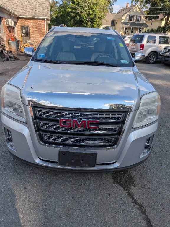 2014 GMC Terrain Image 2