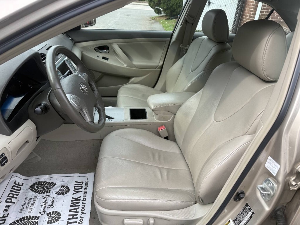2008 Toyota Camry Image 7