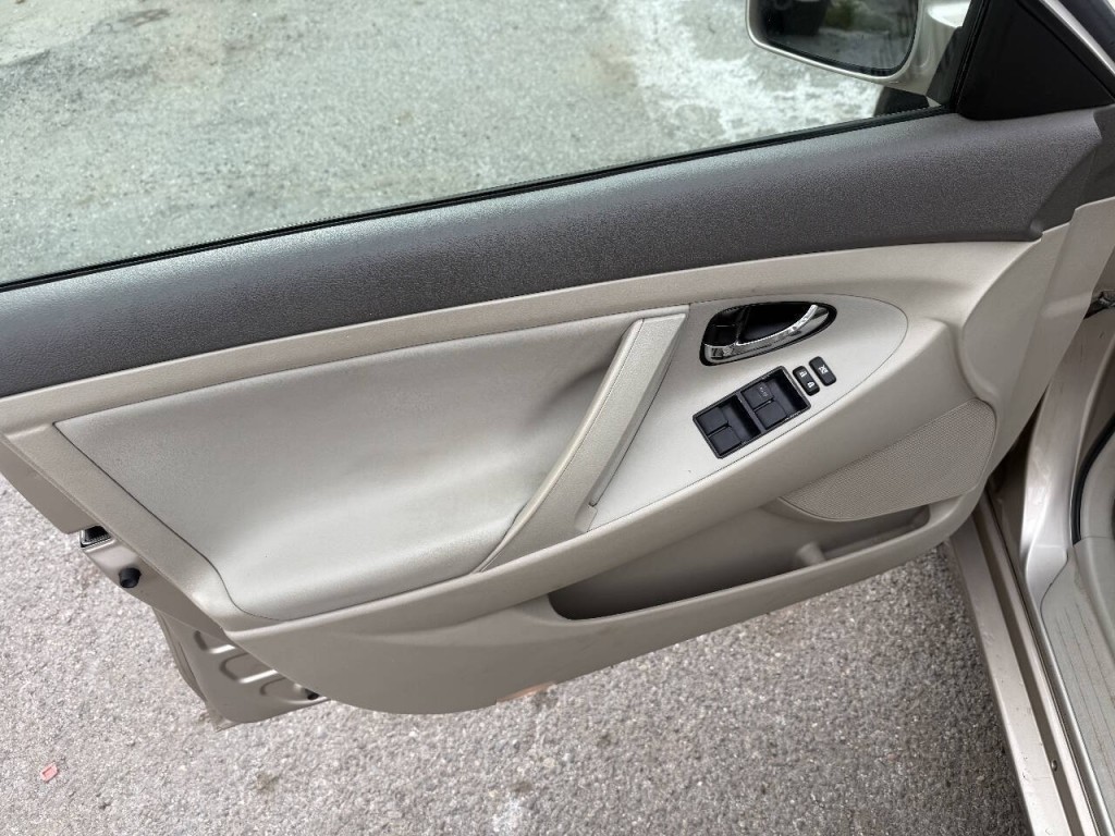 2008 Toyota Camry Image 13