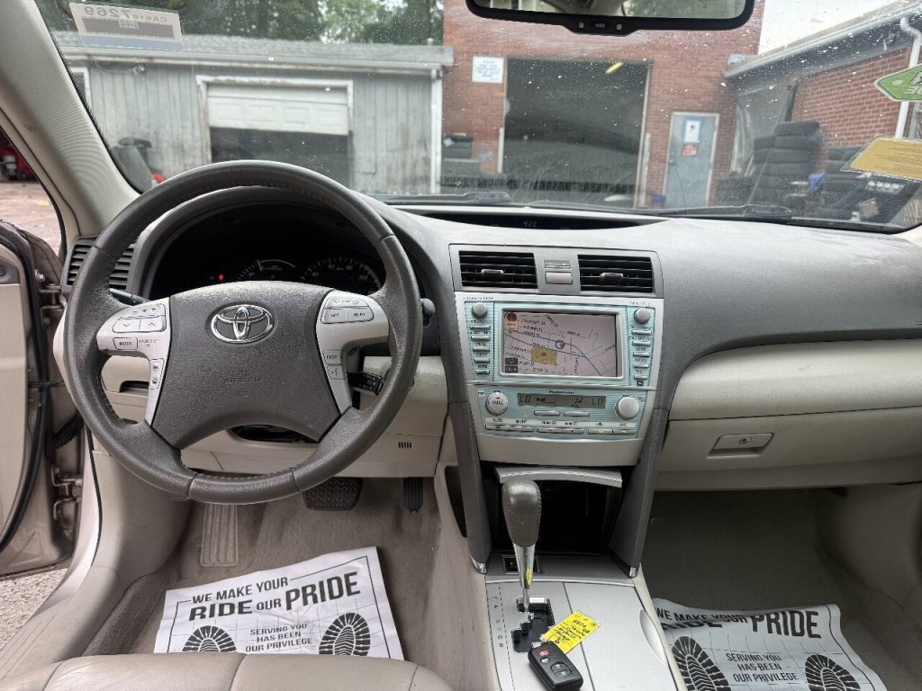 2008 Toyota Camry Image 21
