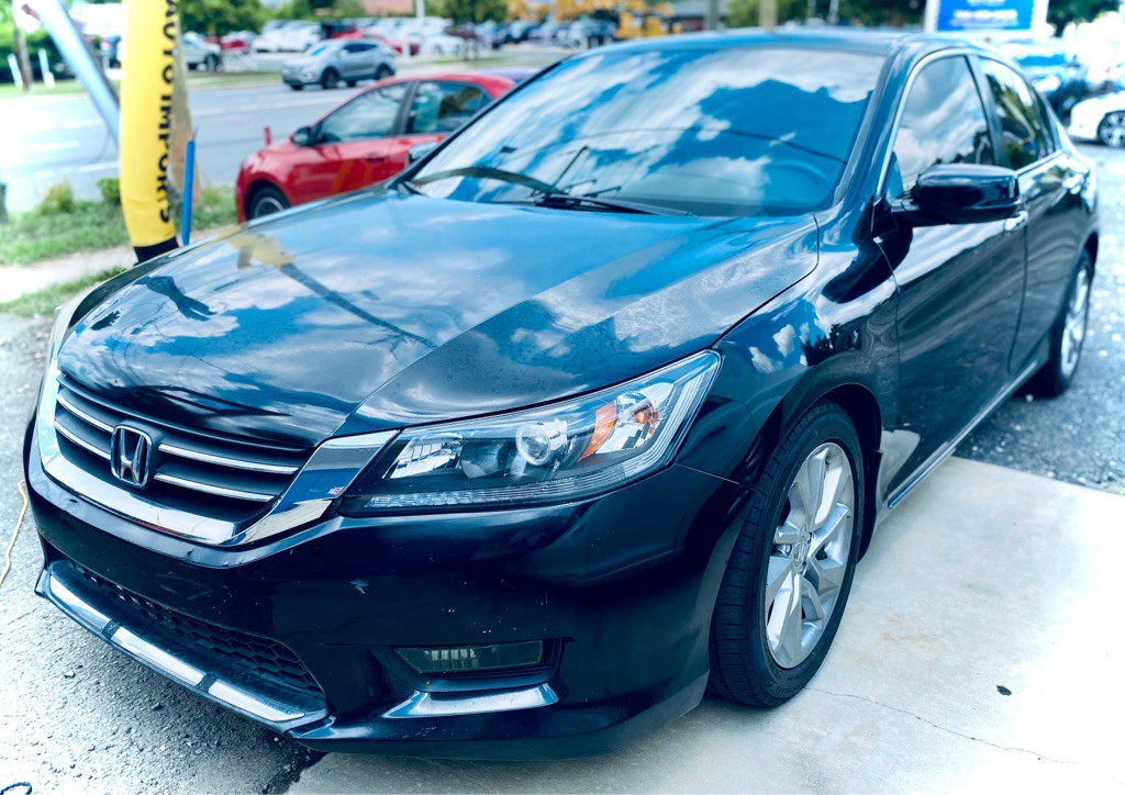 2015 Honda Accord Image 2