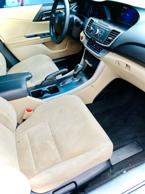 2015 Honda Accord Image 5