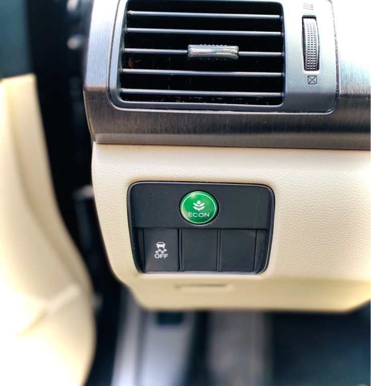 2015 Honda Accord Image 11