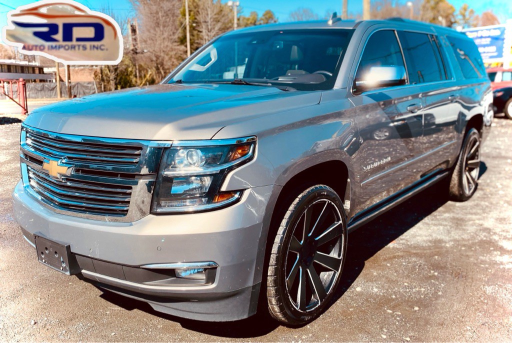 2017 Chevrolet Suburban Image 1