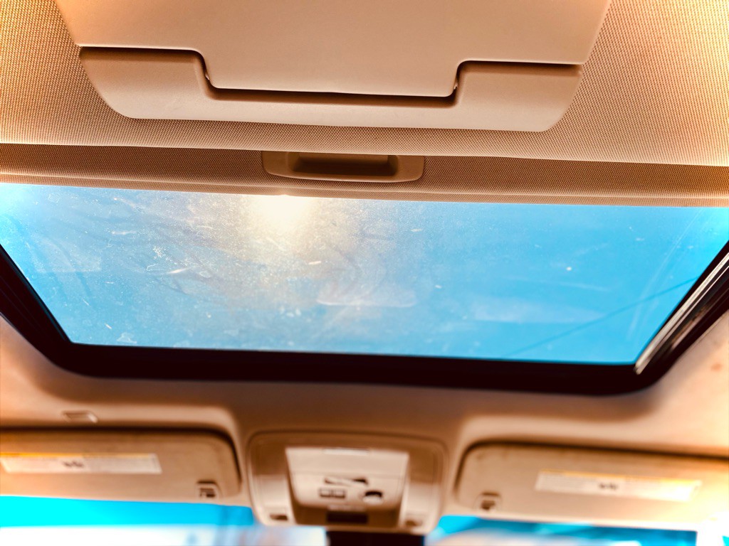 2017 Chevrolet Suburban Image 9