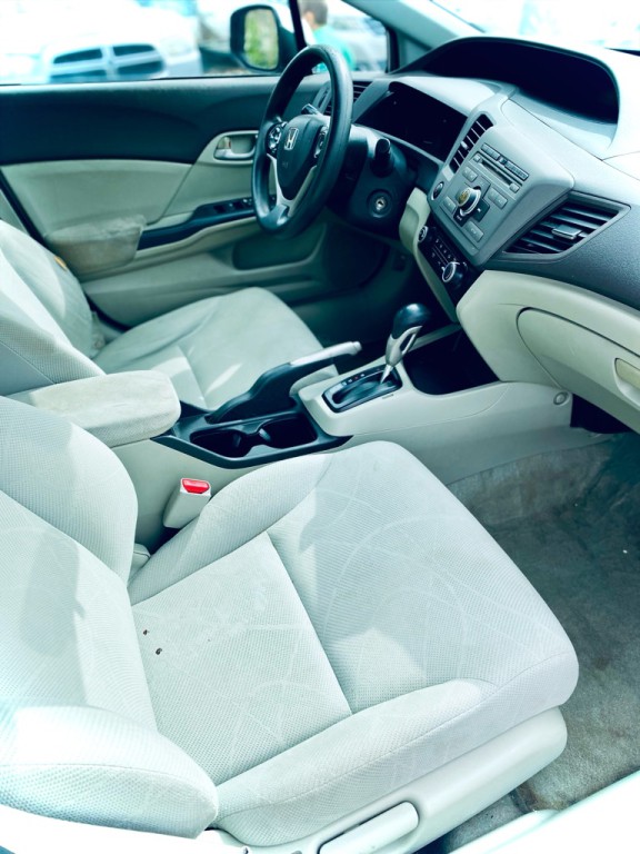 2012 Honda Civic Image 5