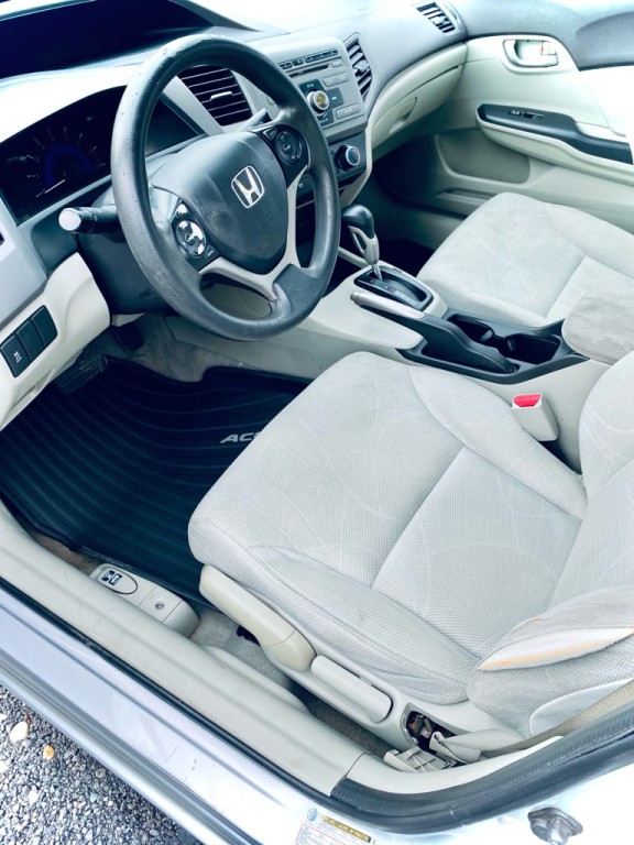 2012 Honda Civic Image 9