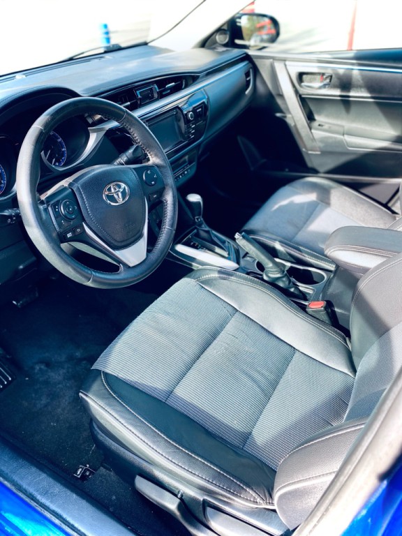 2015 Toyota Corolla Image 8