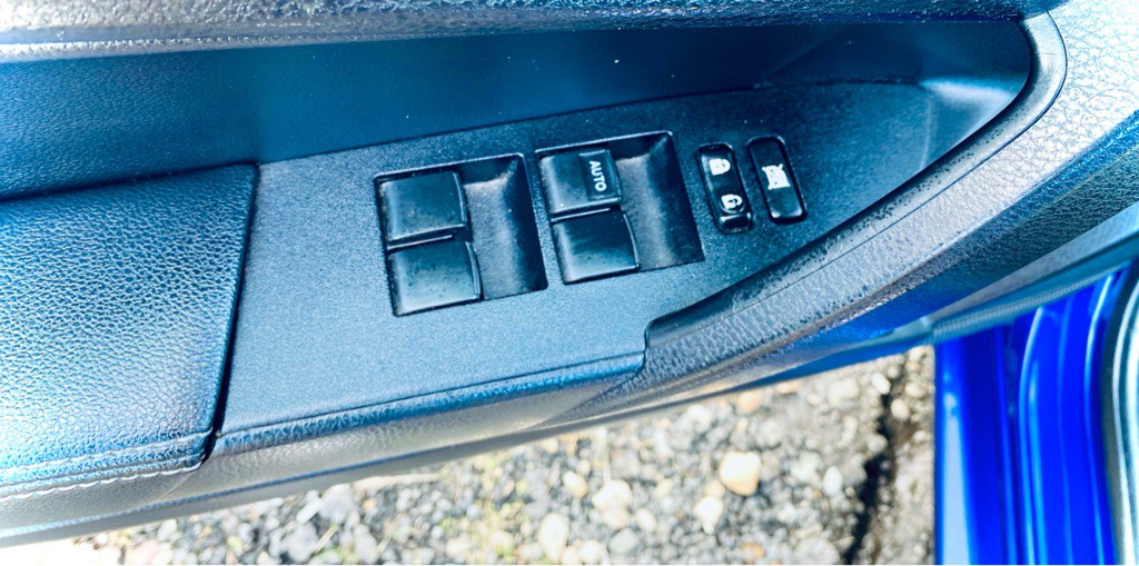 2015 Toyota Corolla Image 11