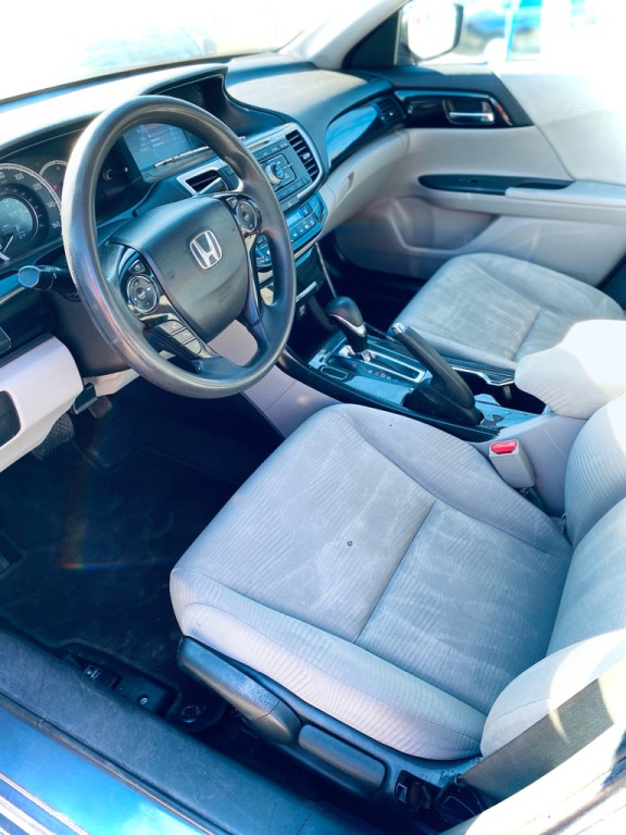 2017 Honda Accord Image 11