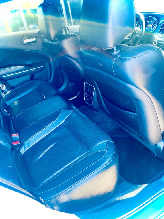 2016 Dodge Charger Image 8