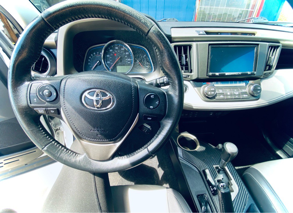 2014 Toyota Rav4 Image 11