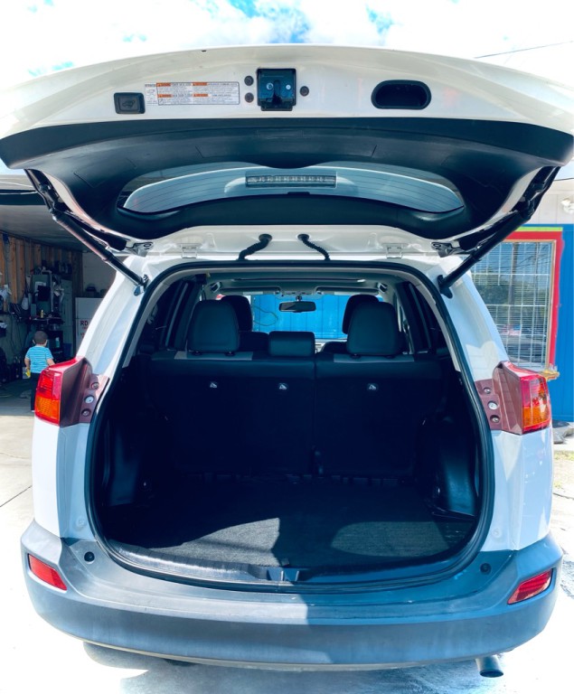 2014 Toyota Rav4 Image 14