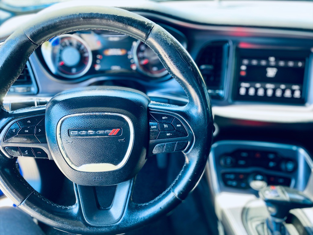2018 Dodge Challenger Image 5