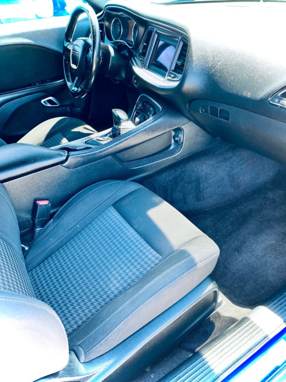 2018 Dodge Challenger Image 8