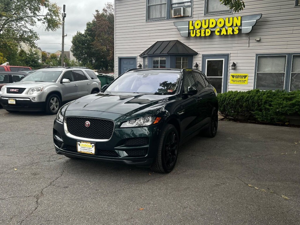 2017 Jaguar F-PACE Image 1