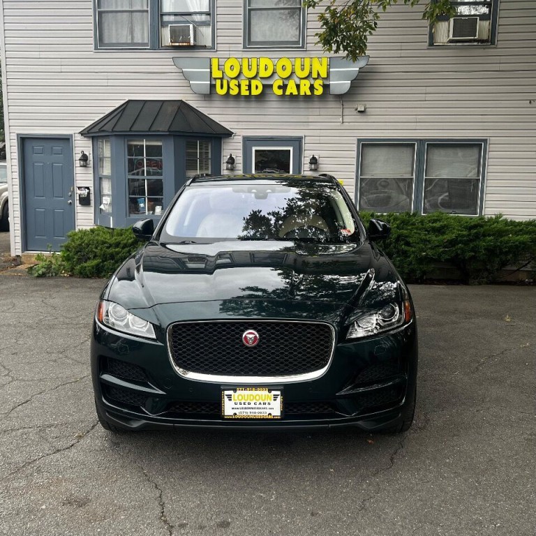 2017 Jaguar F-PACE Image 2