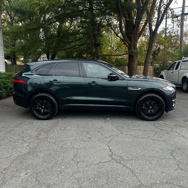 2017 Jaguar F-PACE Image 4